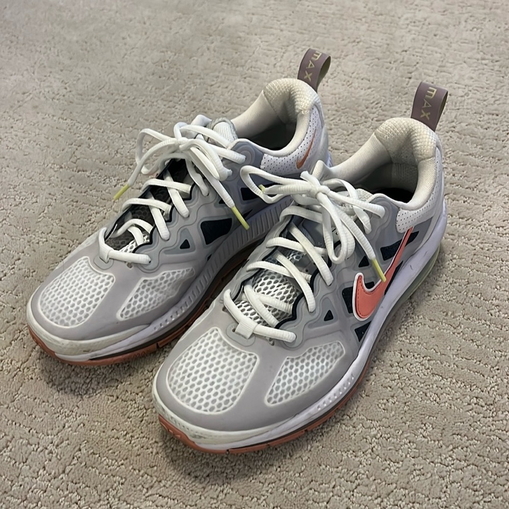 Nike Air Max size 10.5